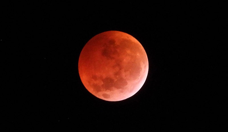 Blood Moons, Why the Moon Turns Red in Lunar Eclipses